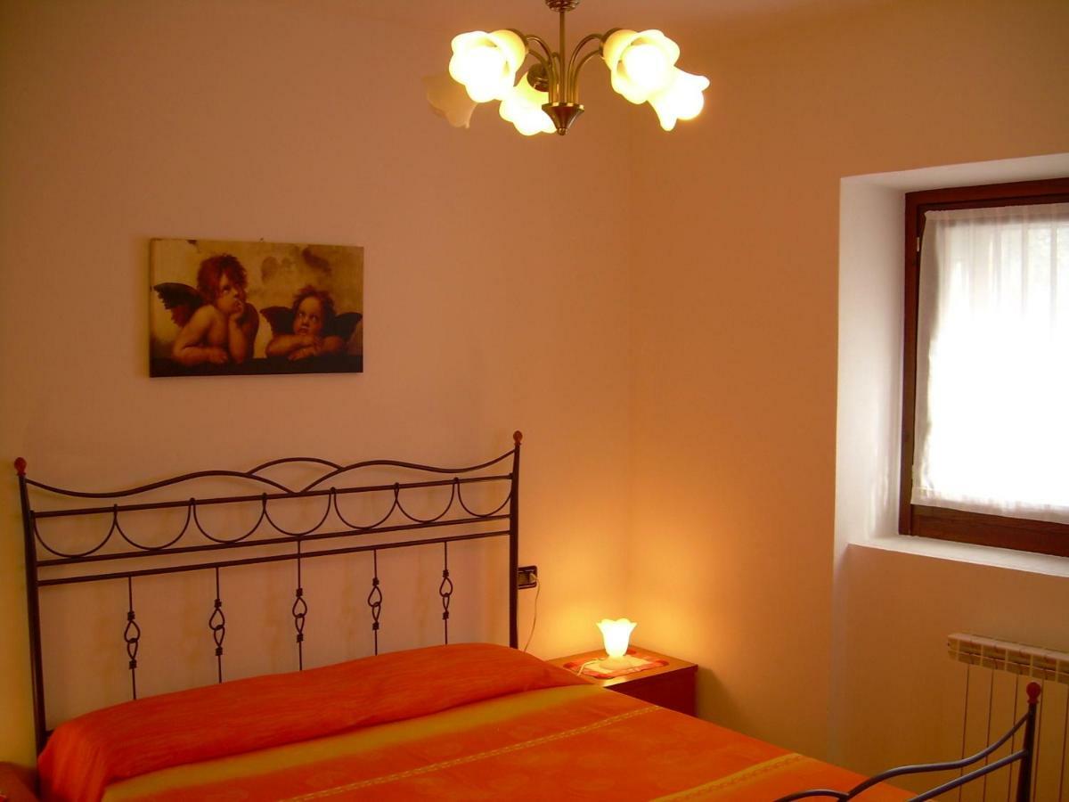 Residenza Antica Corte Villa Picta Buglio in Monte Exterior photo